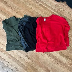 VS Active Sweater Bundle